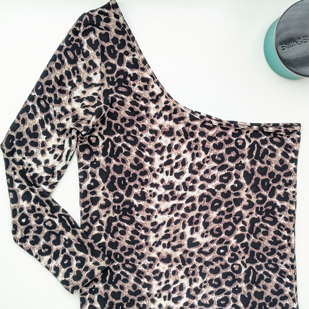 Suzette One Shoulder Animal Print Long Sleeve Top